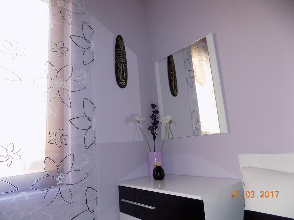 Alex Deluxe Apartments Pantai Sunny Bagian luar foto